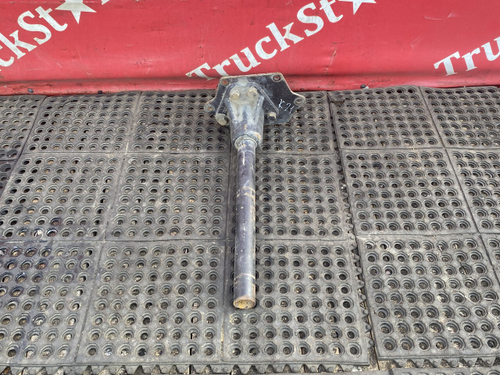 Кронштейн крыла заднего задняя часть 2020г