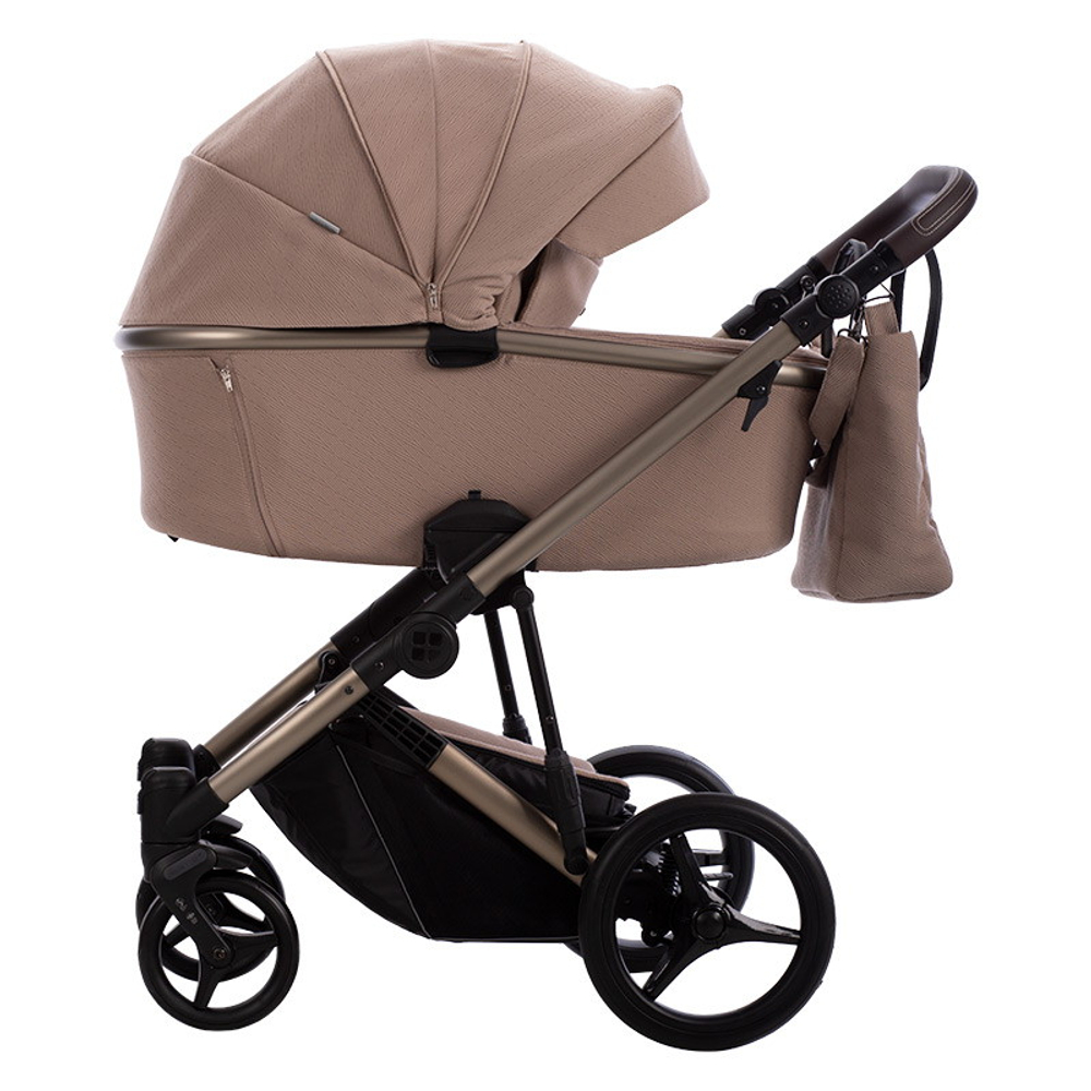 Детская коляска Bebetto Loren Sand 3 в 1 с автокреслом Avionaut Cosmo 02 бежевый
