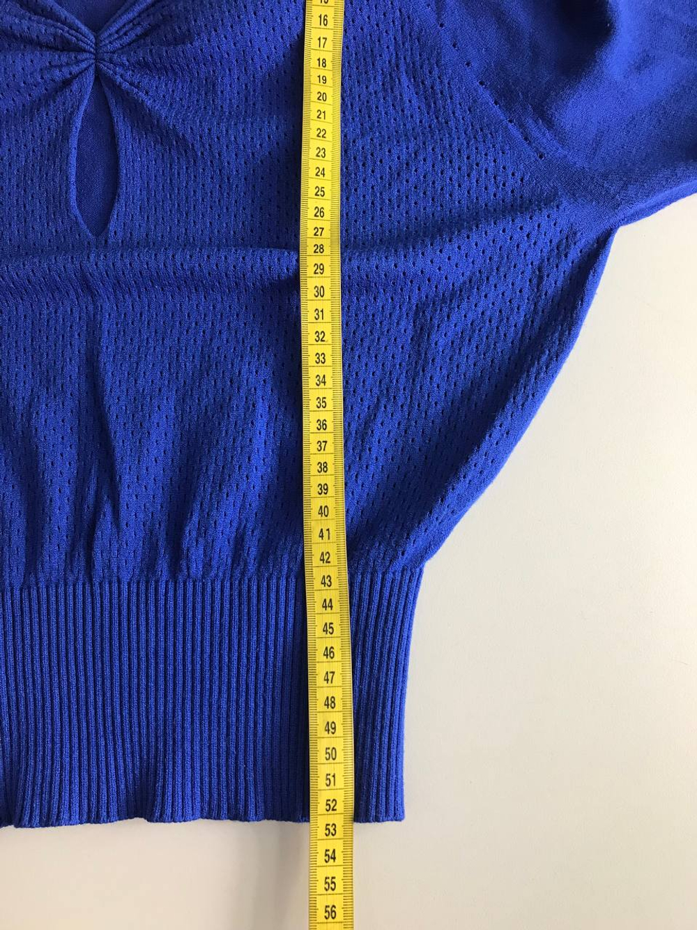 Джемпер свободного кроя, визуально на 44 размер