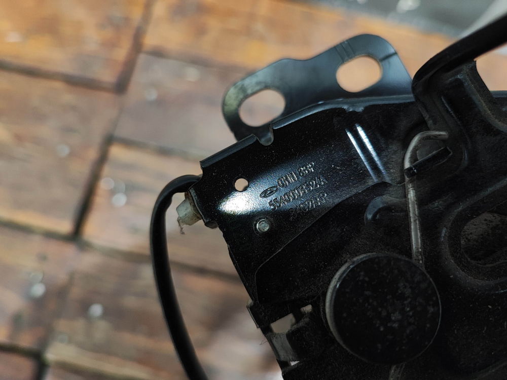 Замок капота Chery Tiggo 7 Pro, Tiggo 7 Pro Max 20-нв Б/У Оригинал 554000852AA