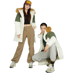 Куртки New Balance, AMJ34323-CIC