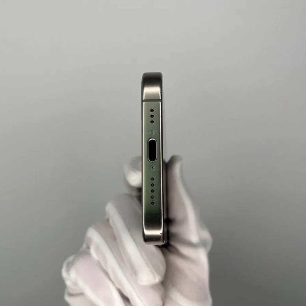 iPhone 15 Pro, 256 ГБ б/у