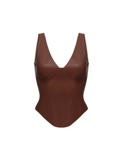 Удлиненный топ из эко-кожи с отстрочками