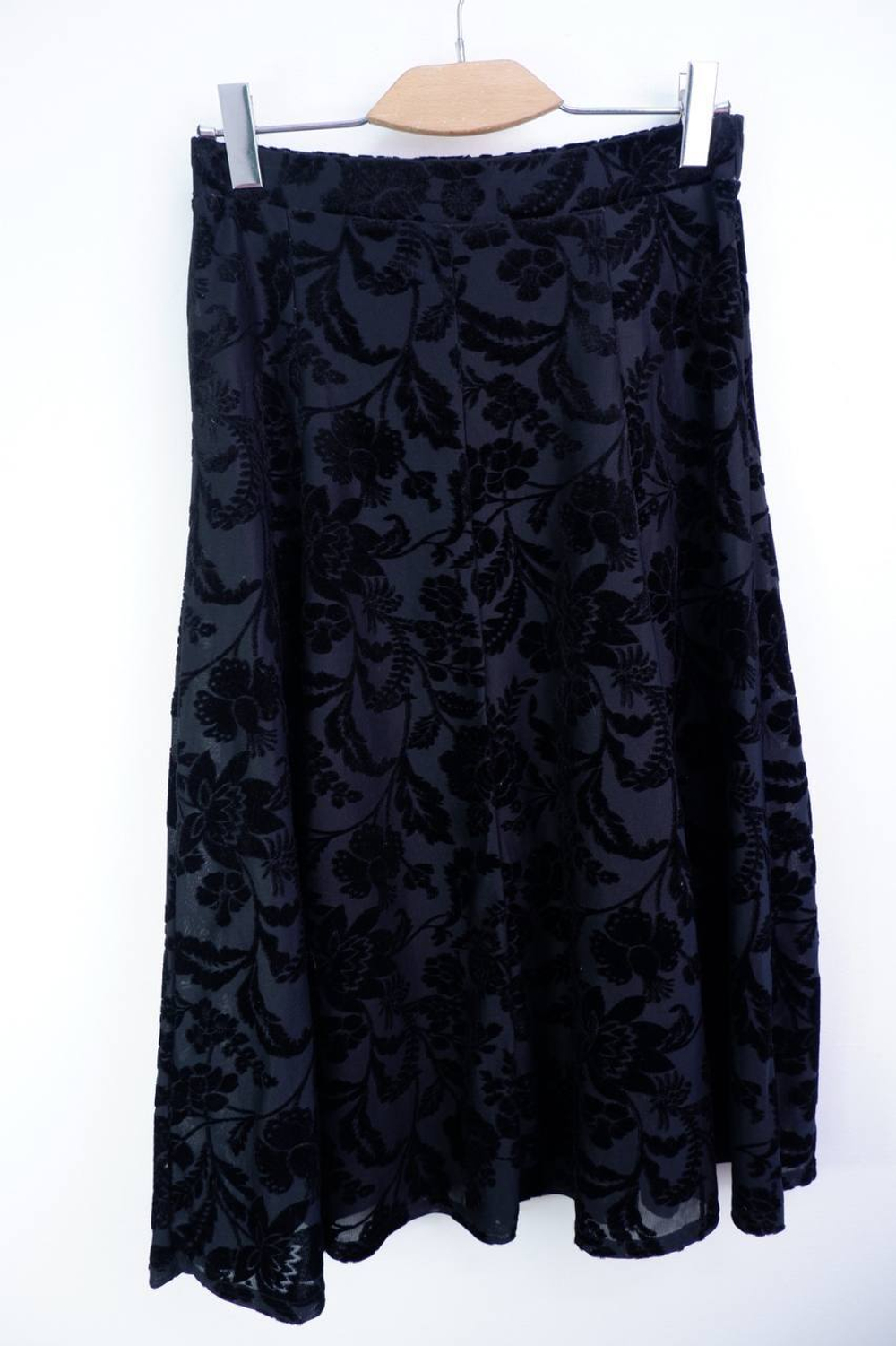 Юбка profile романтичная, интересная по фактуре 44 размер