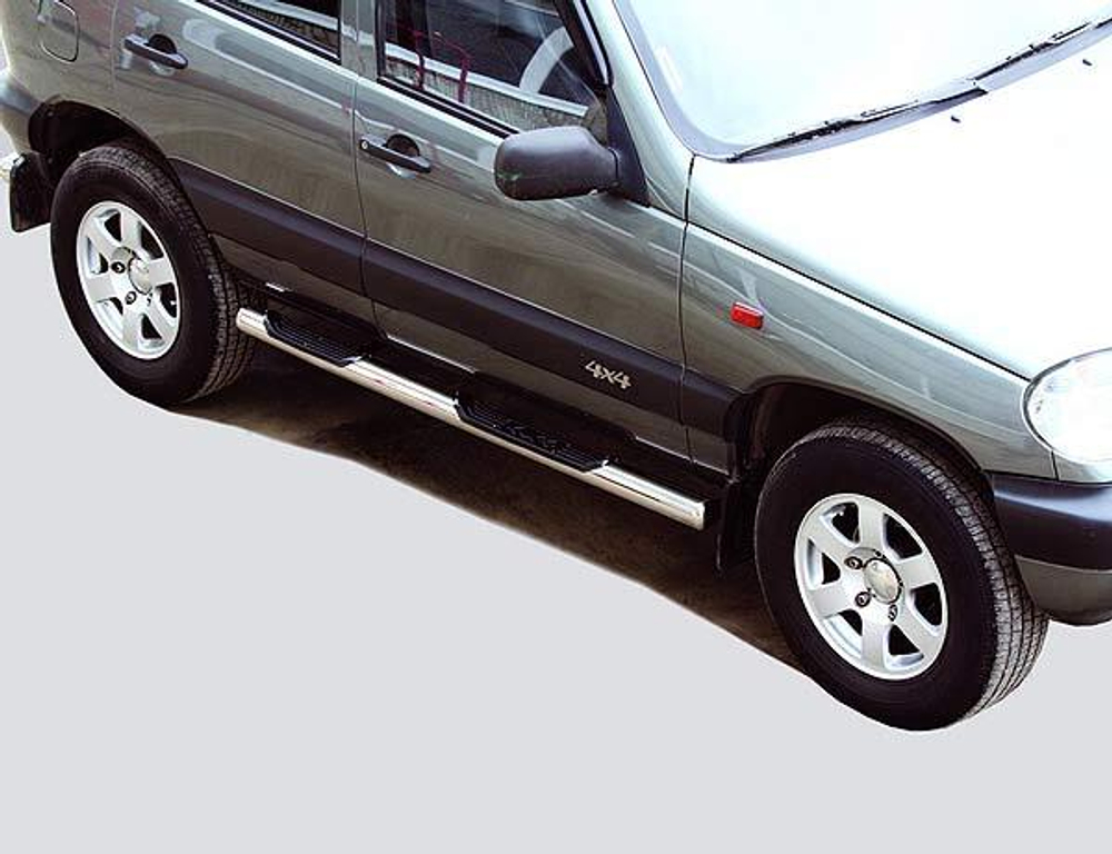 Пороги «Труба с проступью» (Ø=76 мм), Chevrolet Niva (- 03.2009) (нержавеющая сталь)