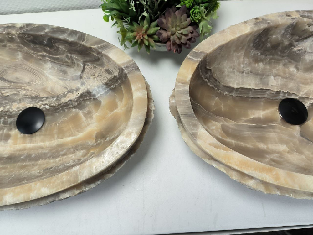 Раковина из оникса ТРИО! Oval Marmo Wave OO-62644 58*38*15