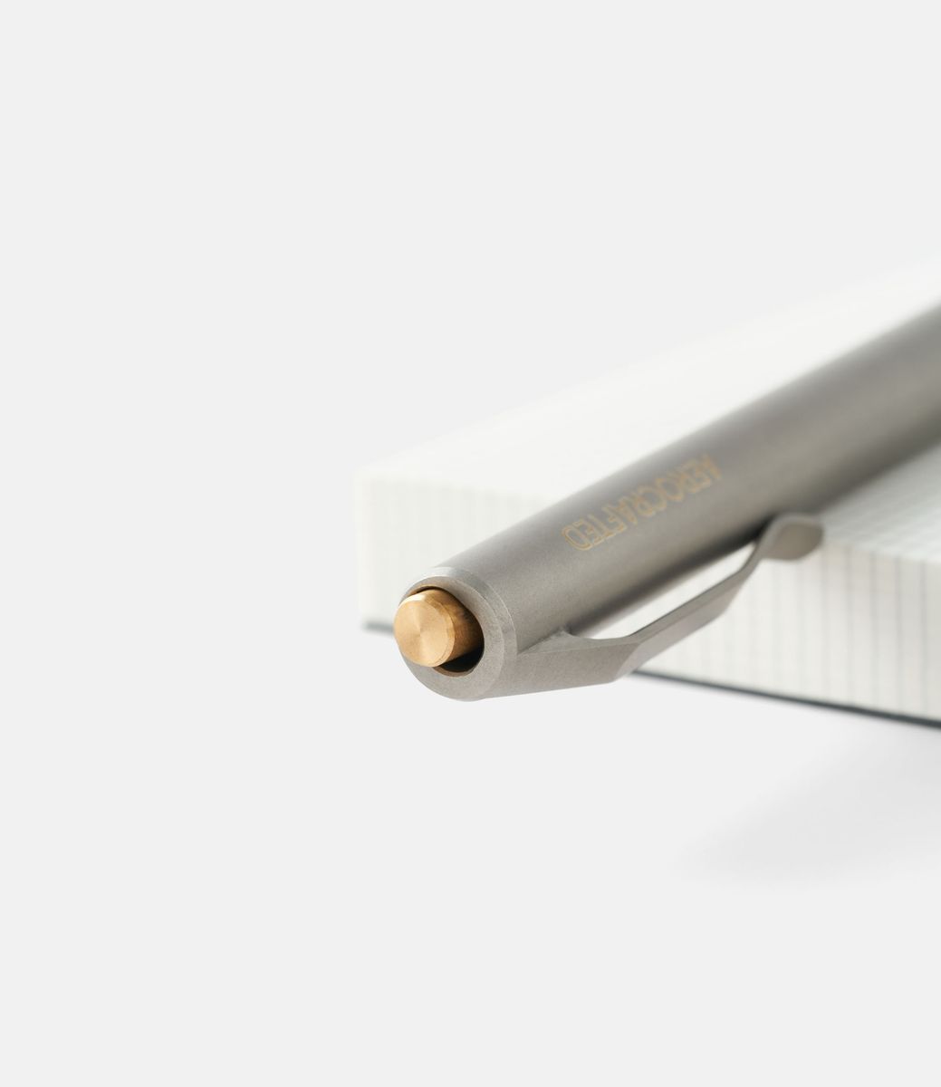 Aerocrafted Retract Click Pen — ручка из титана