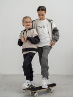 Спортивный костюм для девочки в школу