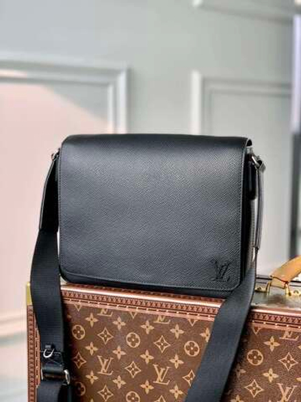 Louis Vuitton District PM Messenger Bag