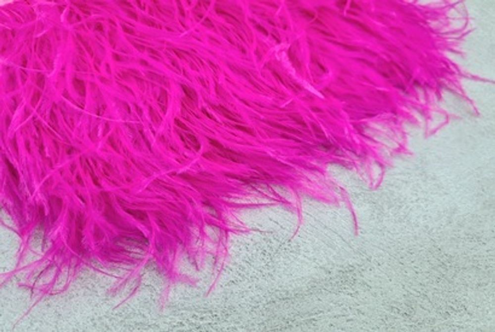 Перья страуса на ленте ярко розовый. 10-12 см. 2м. 672 р/м. Арт. 821619