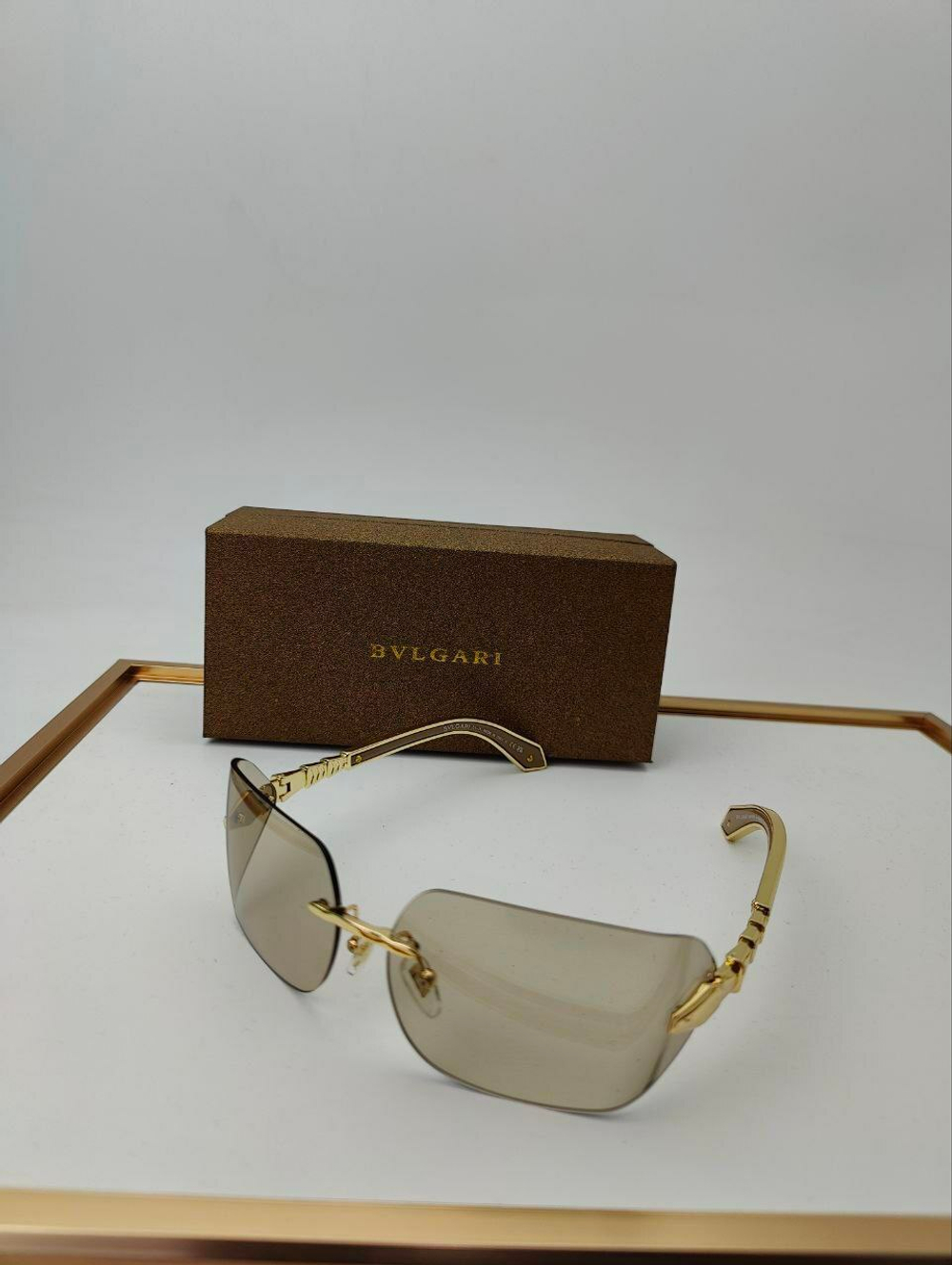 Солнцезащитные очки Bvlgari
