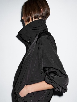 Massimo Dutti Бомбер с высоким воротником, черный