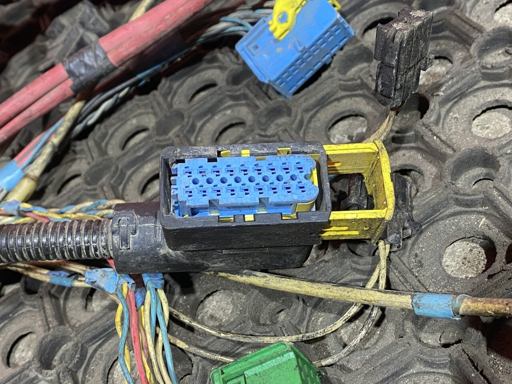 Проводка двигателя MX13 2019 год.