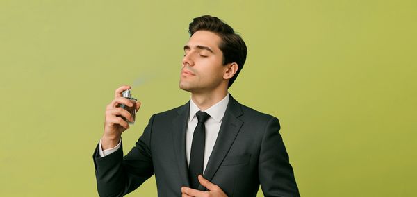 ТОП мужских духов для офиса и деловых встреч ТОП мужских духов для офиса и деловых встреч