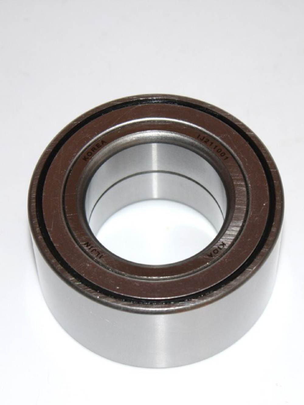 Подшипник передней ступицы ILJIN IJ211001 для Hyundai / Kia