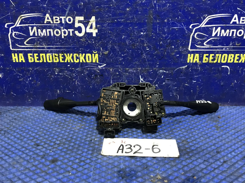 Переключатель подрулевой NISSAN CEFIRO 1994