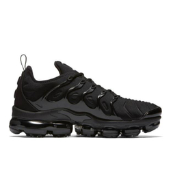Nike Air VaporMax Plus Triple Black