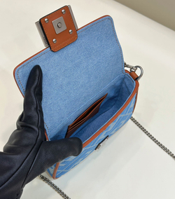 Fendi Baguette 19 cm