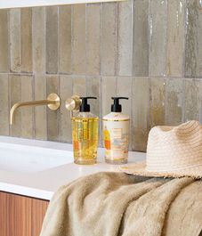 Saint-Tropez, набор лосьон для рук и для тела и моющий гель, Baobab Collection