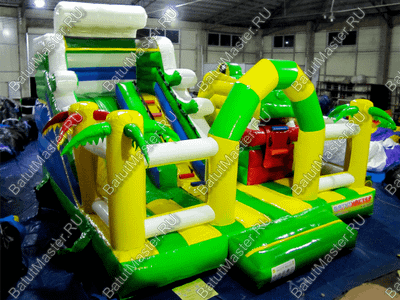 Коммерческий батут "Белый клык" желто-зелёный с механизированной головой, размер 6*5*4 м