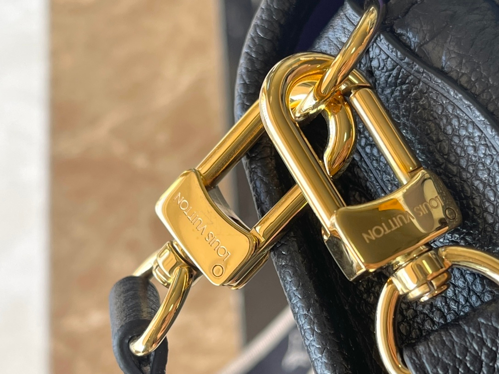 Louis Vuitton Diane