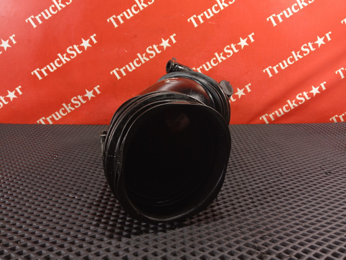 Патрубок воздушного фильтра