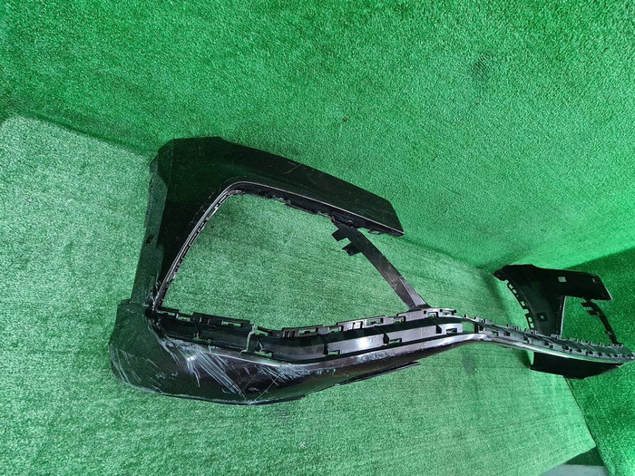 Бампер передний Audi Q8 (2018-2023) S-line