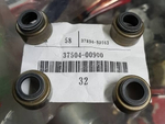 Маслосъемные колпачки / SEAL,VALVE STEM АРТ: 37504-00900