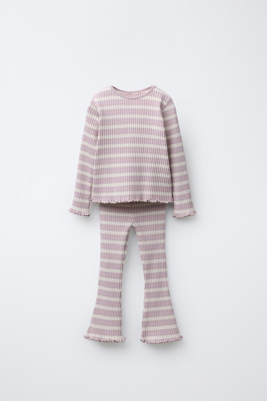 ZARA КОМПЛЕКТ ИЗ ФУТБОЛКИ И РАСКЛЕШЕННЫХ ЛЕГИНСОВ В РУБЧИК В ПОЛОСКУ, СВЕТЛАЯ МАЛЬВА