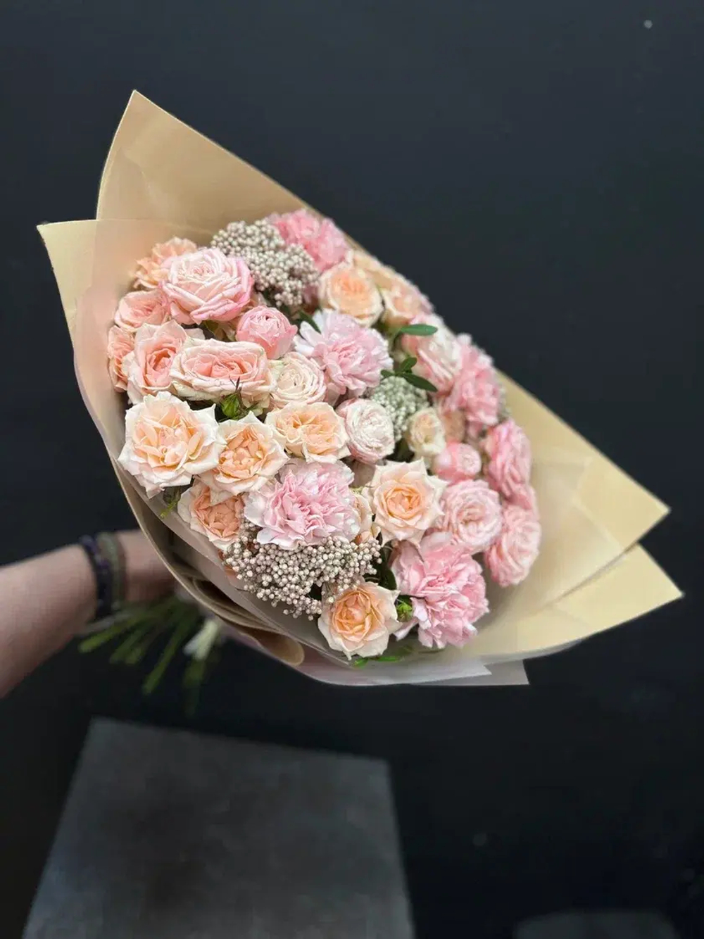 Букет микс роз