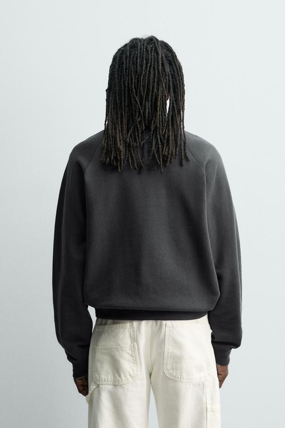 ZARA Х AARON LEVINE ТОЛСТОВКА С ЭФФЕКТОМ ПОТЕРТОСТИ, МОРСКОЙ СИНИЙ