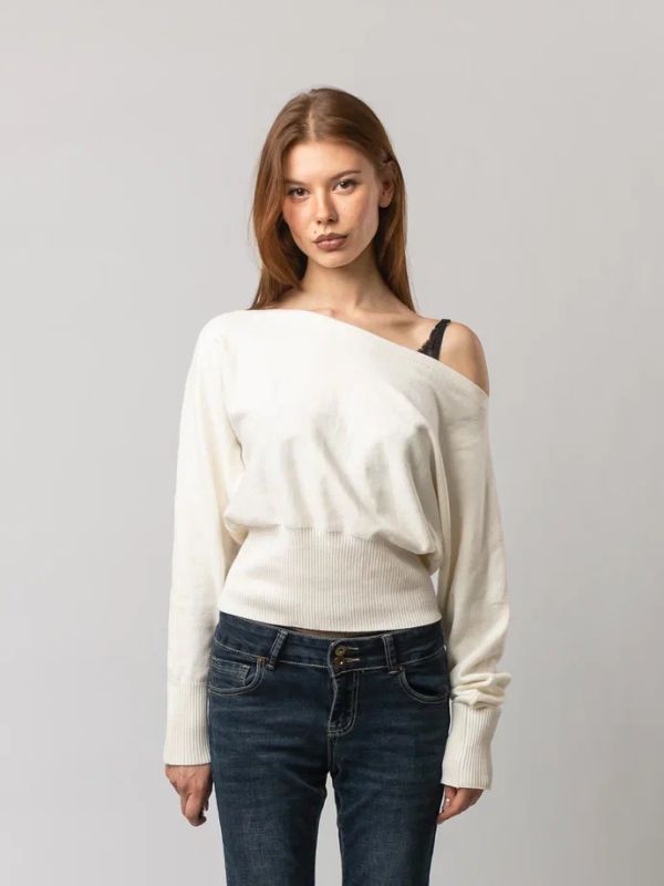 Свитер One-Shoulder Knit белый - фото 6