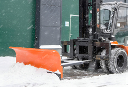 Отвал для снега на вилочный погрузчик