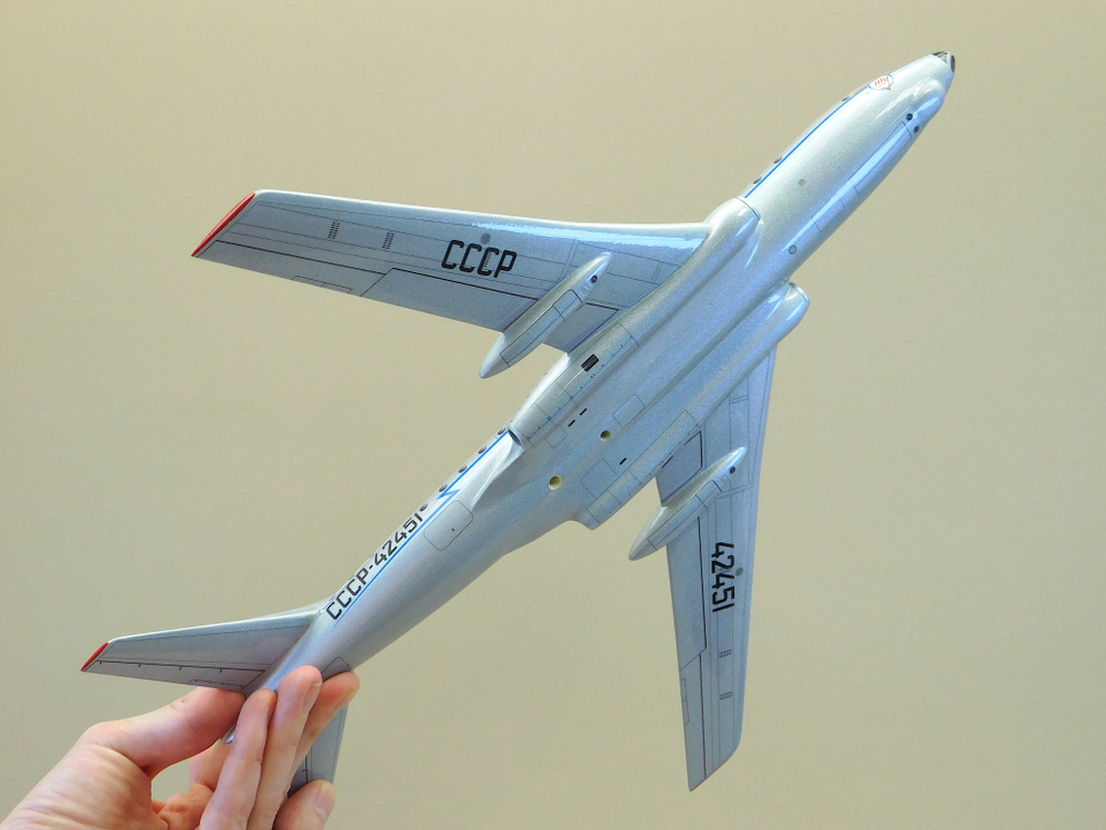 Модель самолета Ту-104А (М1:100, Аэрофлот СССР-42451)