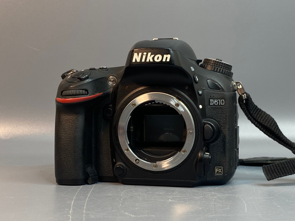 Nikon D610 190.819 Кадров