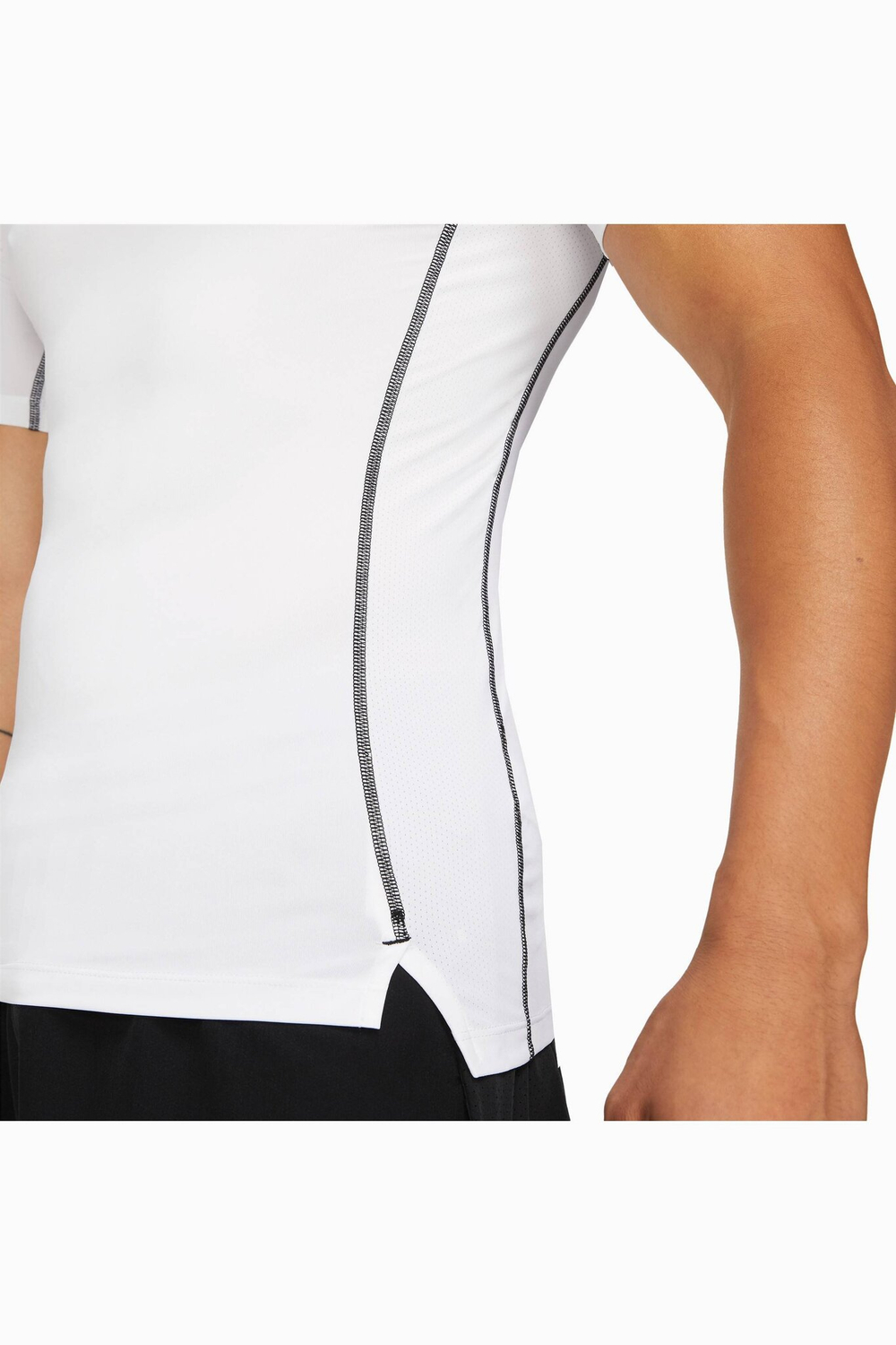 Термофутболка Nike Pro Dri-FIT