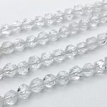Бусины Горный хрусталь крупной огранки, размер около 6 мм, цена за 15 шт (1/4 нити)