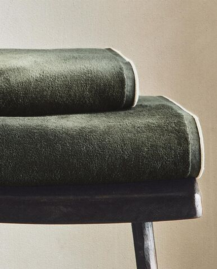 Zara Home - Велюровое банное полотенце с оверлоком, зеленый, 50х90 см