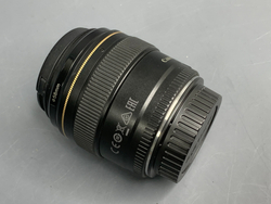 Canon EF 85mm 1.8 USM