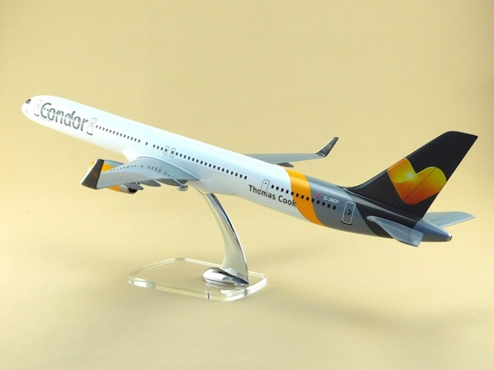 Модель самолета Boeing 757-300 (М1:100, Condor)