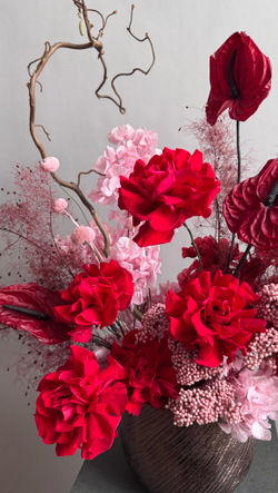 Композиция в кашпо Эмбелия