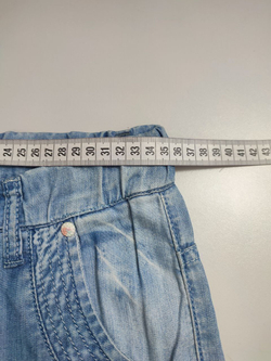 Джинсы с потертостями 42 размер