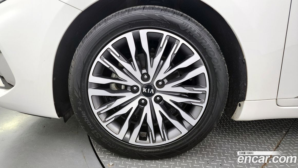 Kia K7 (Cadenza) Premier 2.5 GDI Prestige (09.2019)