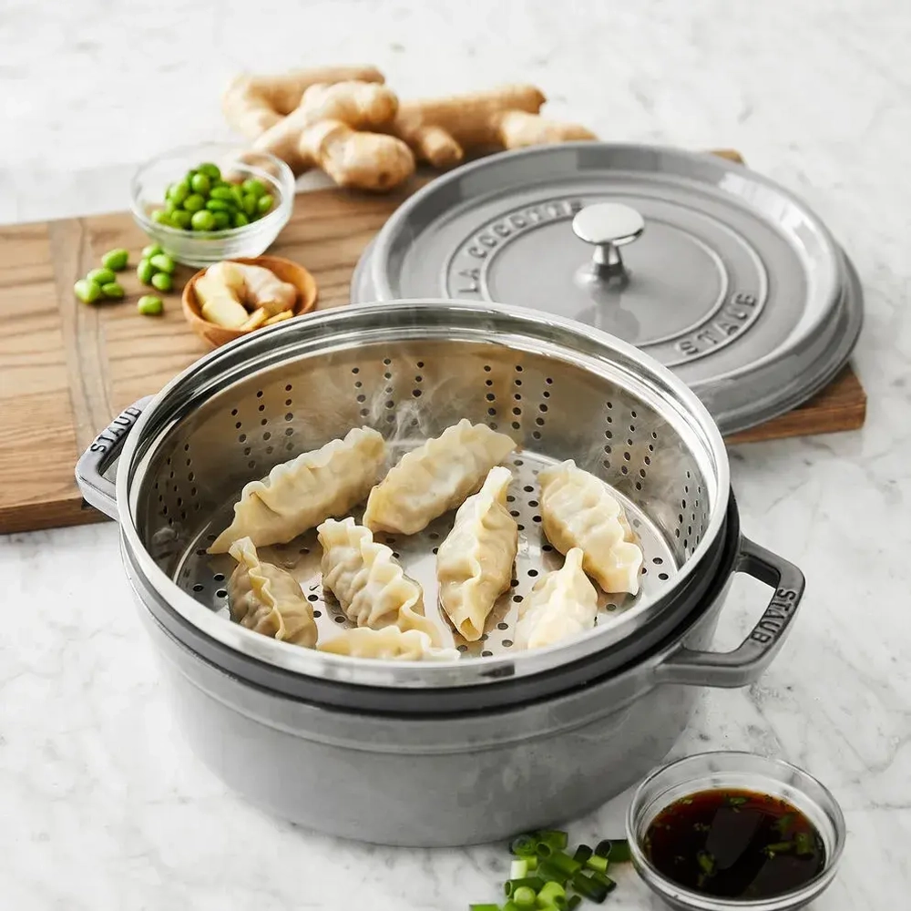 STAUB Чугунная кастрюля Cocotte 24 см 3,8 л со вставкой-пароваркой графит