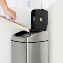 Ведро для мусора Brabantia Touch Bin матовая сталь с защитой от отпечатков пальцев 25л загрузка