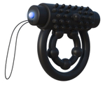 Эрекционное кольцо с подхватом мошонки и клиторальной щеточкой с вибрацией (Цвет: черный)