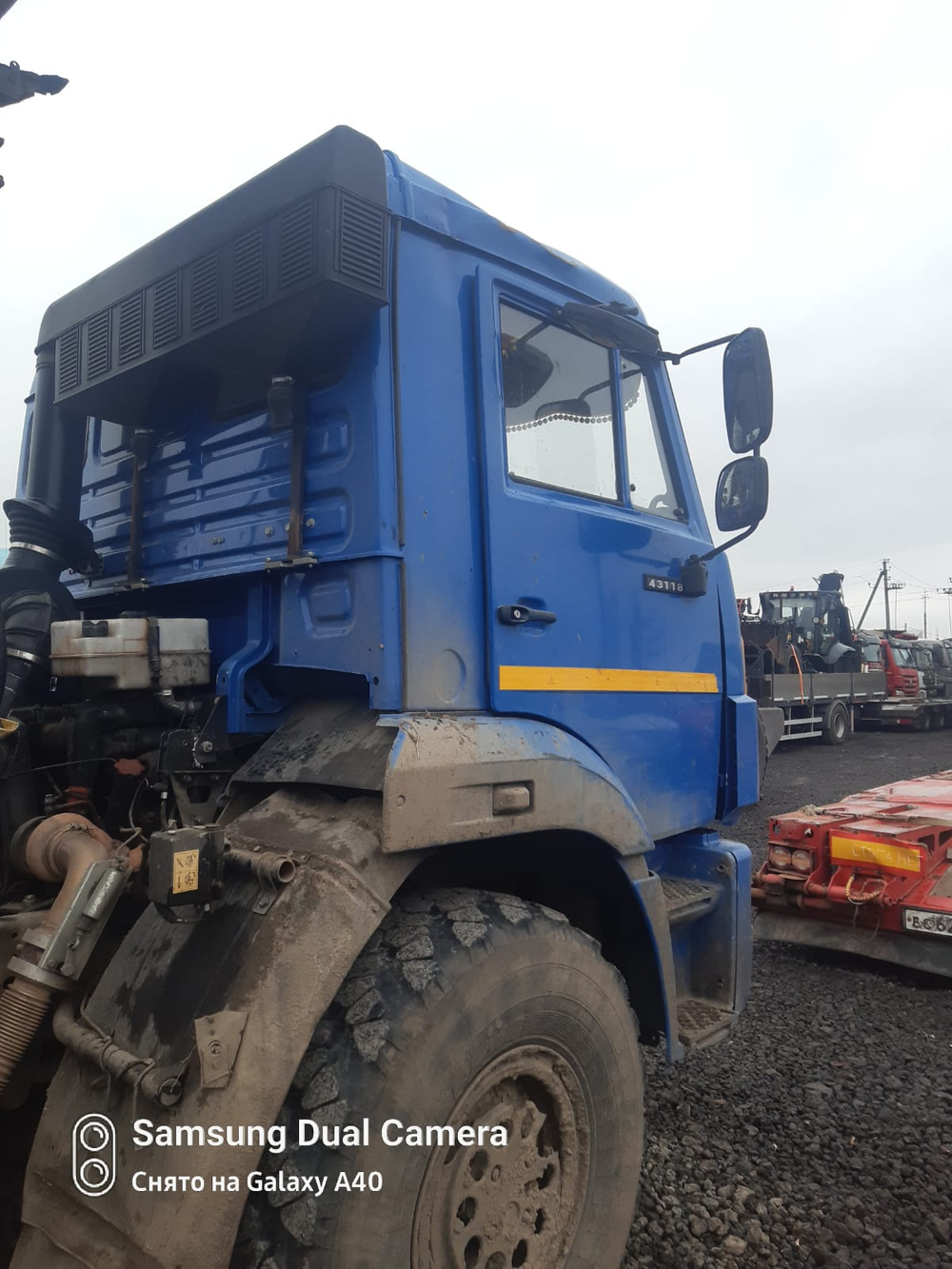 СКАТ 7953* на шасси КамАЗ 43118 6x6 Сортиментовоз с КМУ 7953В1 (Дизельный, 11,8 л, 300 л.с., МТ)
