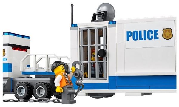 Конструктор LEGO City 60139 Мобильный командный центр