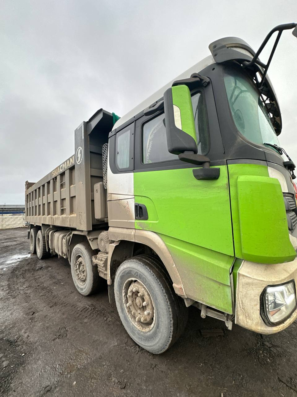 Shacman (Shaanxi) SX* 8x4 Самосвал SX331863366 (Дизельный, 12,5 л, 544 л.с., МТ)