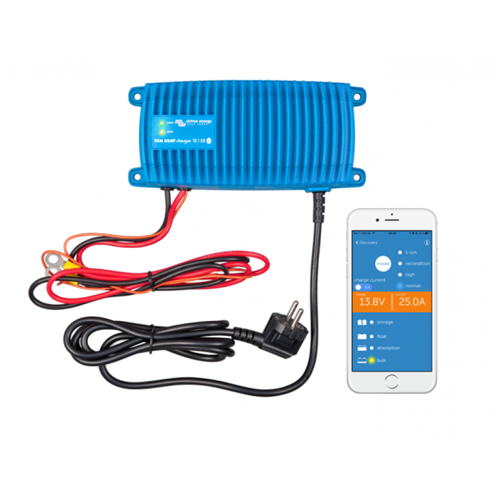 Зарядное устройство Victron Battery Charger IP67 with WateArproof Case for 12V/17